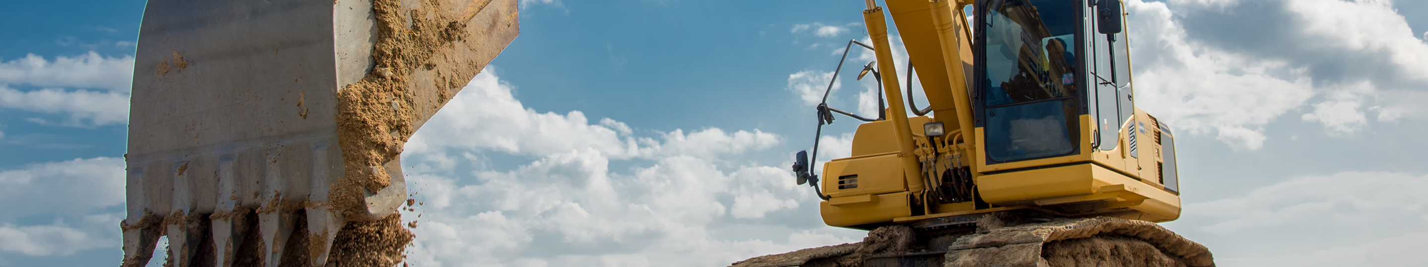 Alat Berat Konstruksi / Truk Forklift